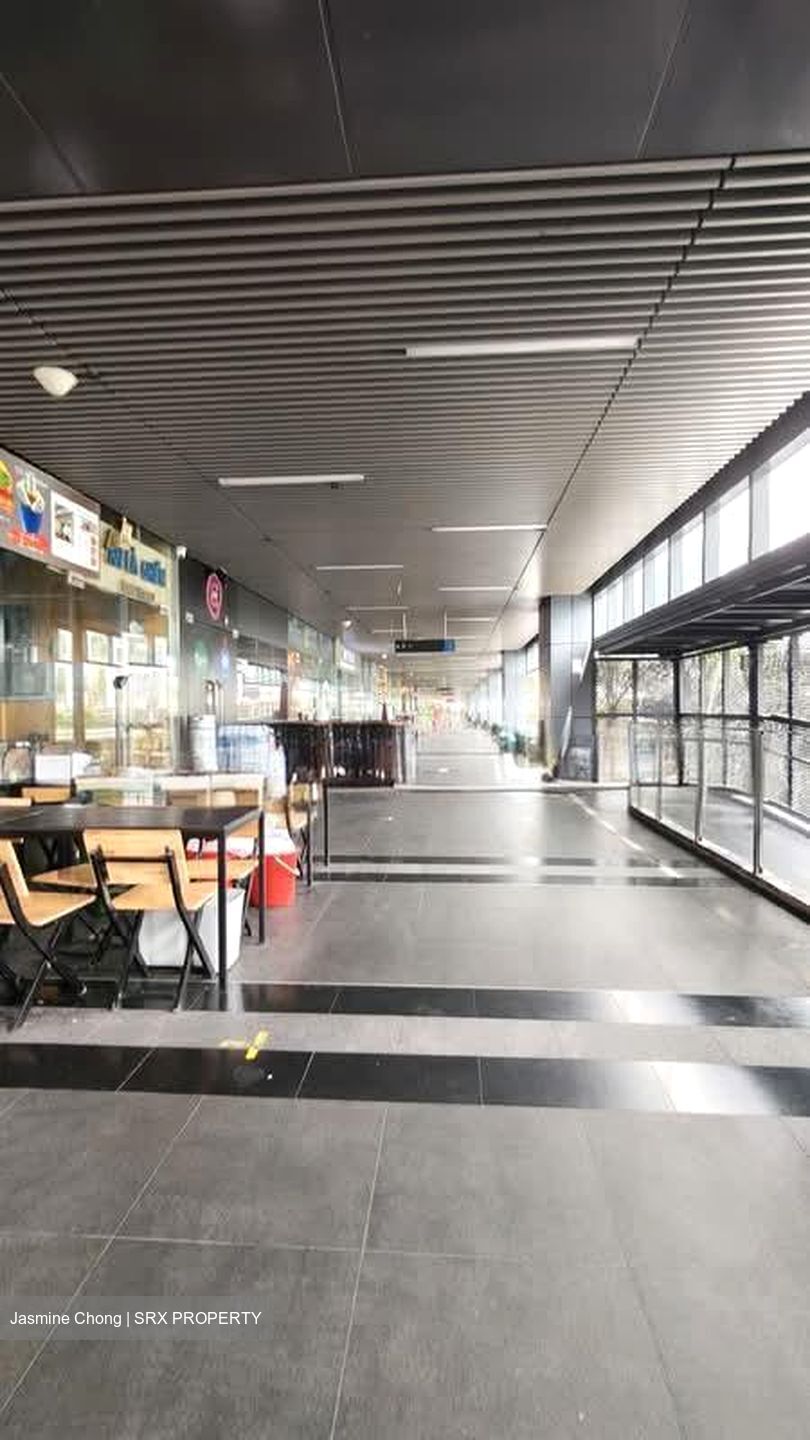 Vision Exchange (D22), Retail #537943791